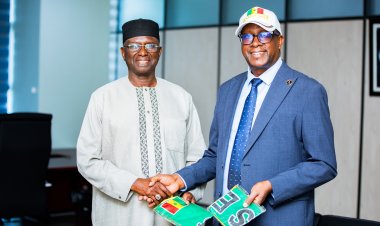 Uwahoze muri MINUAR yaganiriye na Dr Bizimana ku kamaro ko kubika ibimenyetso by’amateka no kurwanya ingengabitekerezo ya Jenoside