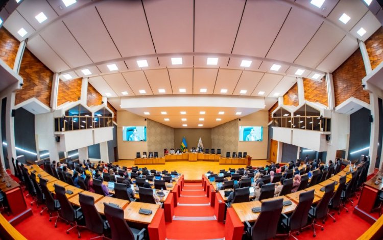 Abadepite bemeje inguzanyo ya miliyoni 430$ igamije kuzamura ubukungu bw’igihugu