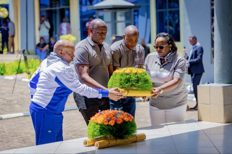 Rayon Sports, yifatanyije n’Abanyarwanda mu gikorwa cyo kwibuka abari abakinnyi, abayobozi ndetse n’abakunzi b’iyi kipe bazize Jenoside yakorewe Abatutsi mu 1994