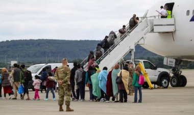 EU igiye kuganira n’Abatalibani ku kwirukana Abanyafghanistan bahahungiye