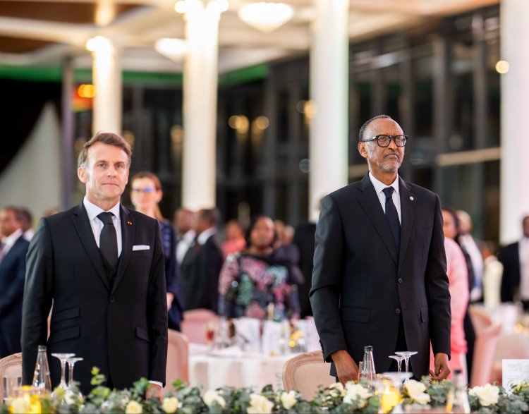 Mu mafoto: Perezida Kagame mu musangiro w’abakuru b’ibihugu bitabiriye ‘Africa Forward Summit’