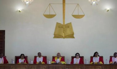 Madagascar: Abacamanza bane b’Urukiko rushinzwe kurinda Itegeko Nshinga bagiye gukurikiranwa ku byaha byo guhungabanya ubutegetsi